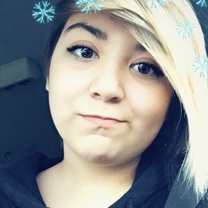 Meet your Posher, Allyson